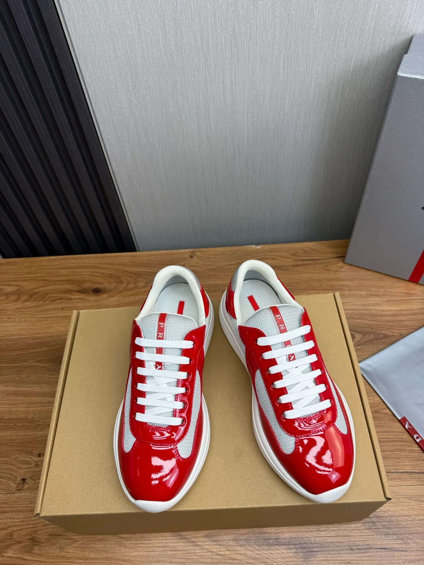 Men's shoes 640💰 [PRADA] Hot selling items🔥Must be recommended every day~~ Official website synchronized, 1:1 high quality shipments✔️ Imported cowhide fabric, rubber material + cowhide lining, original bottom, high-end airplane box packaging🎁 38-45 (38.45 custom-made, non-returnable)